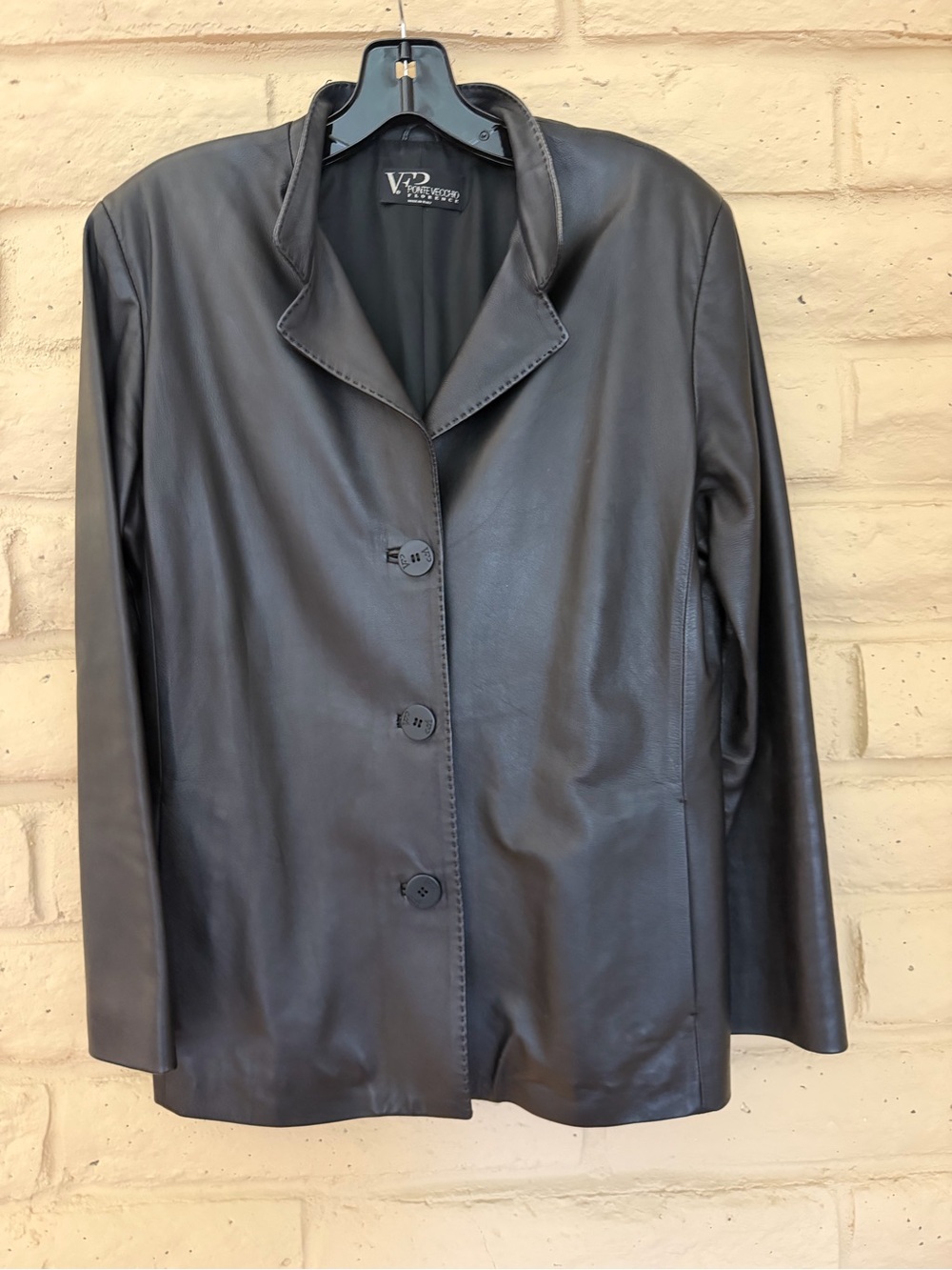 Ponte Vecchio Black Leather Button-Front Jacket